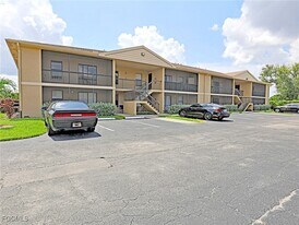 5329 Summerlin Rd in Ft. Myers, FL - Building Photo