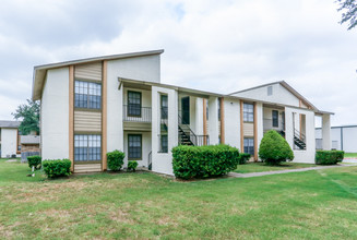 The Colony Apartments in Waco, TX - Building Photo - Building Photo