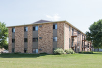 1602 47th St S in Fargo, ND - Foto de edificio - Building Photo