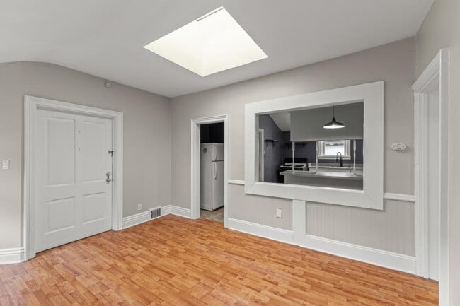 338 W 10th St in Erie, PA - Building Photo - Building Photo