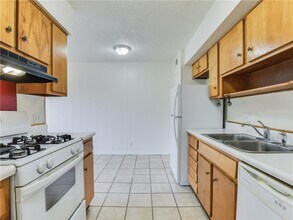 2804 Westhill Dr in Austin, TX - Building Photo - Building Photo
