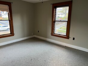 2260 Lake Shore Rd in Essex, NY - Building Photo - Building Photo