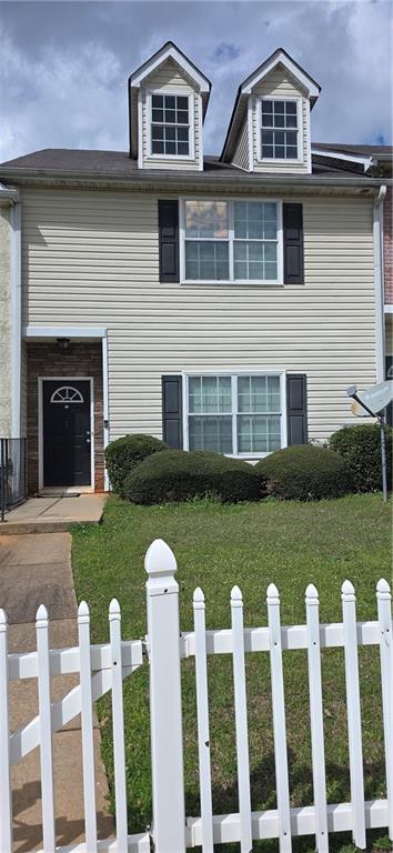 property at 7635 Commerce Ct