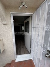 714 Lime Ave-Unit -1 in Long Beach, CA - Building Photo - Building Photo