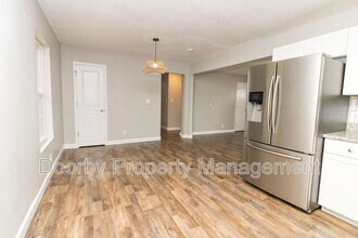 3629 Thrushwood Dr in Chattanooga, TN - Foto de edificio - Building Photo