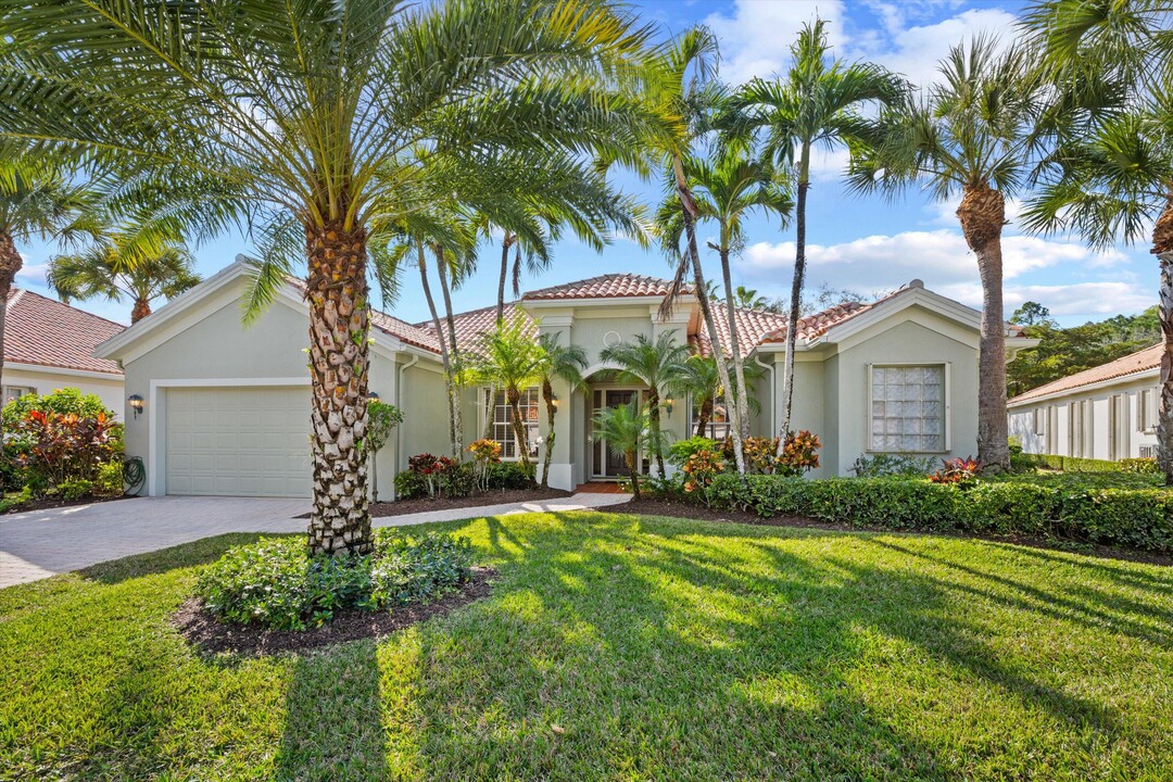 1743 Breakers Pointe Way in West Palm Beach, FL - Building Photo