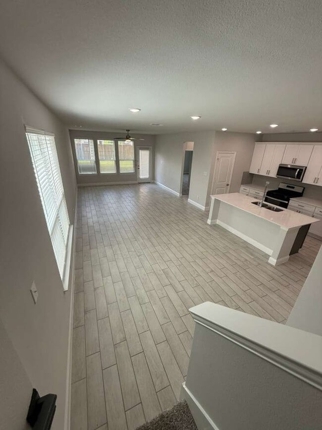 property at 517 Lana Dr