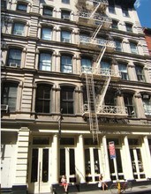 100 Grand St in New York, NY - Building Photo - Building Photo