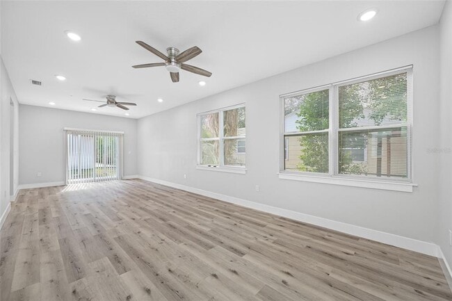 2738 16th Ave N in St. Petersburg, FL - Building Photo - Building Photo