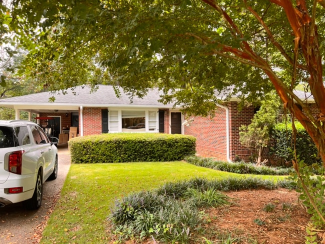 property at 2733 Ashford Rd NE