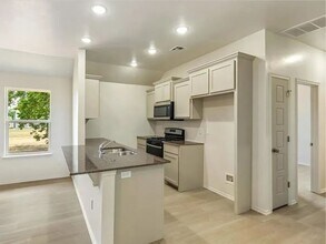 1418 SW Texas Ave in Lawton, OK - Building Photo - Building Photo