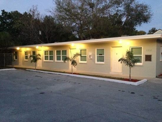 1701 13th Ave S, Unit 2 in St. Petersburg, FL - Building Photo