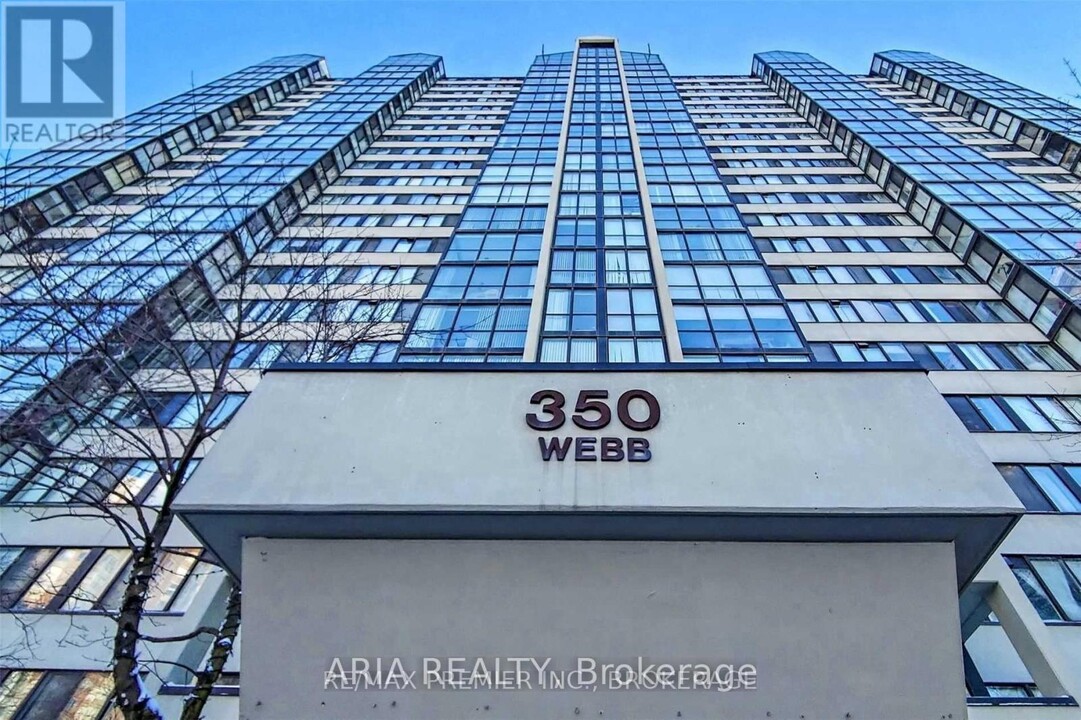 350-1350 Webb Dr in Mississauga, ON - Building Photo