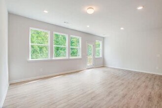 297 Whitetail Cir in Canton, GA - Building Photo - Building Photo