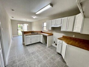 3702 Sereno Dr in Laredo, TX - Building Photo - Building Photo