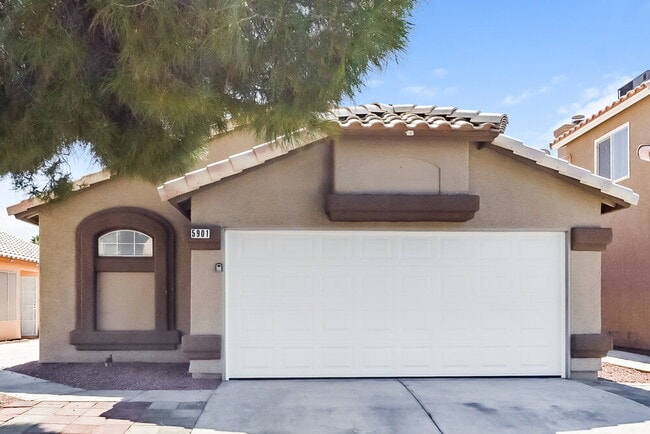 property at 5901 Commodore Cove Dr