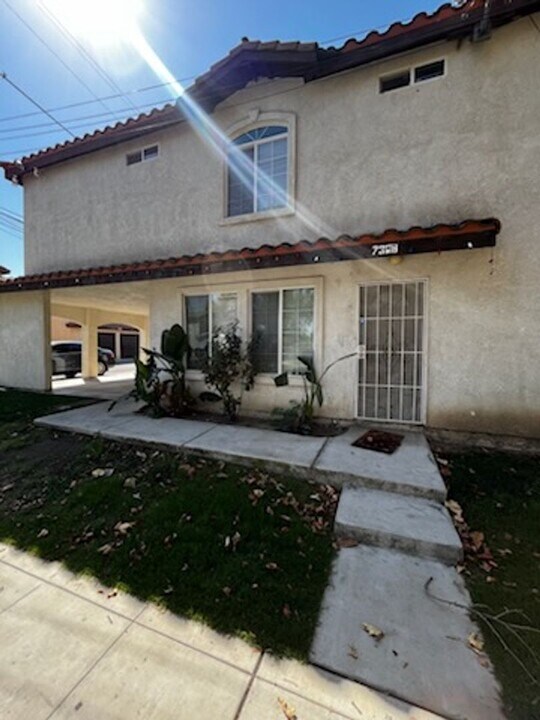 730 K St in Bakersfield, CA - Building Photo