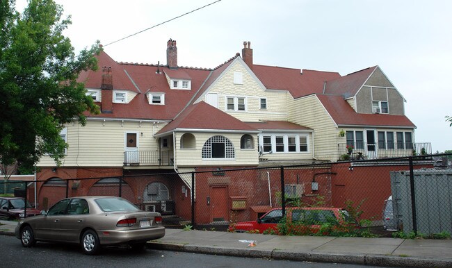 175 Ashmont St in Boston, MA - Foto de edificio - Building Photo