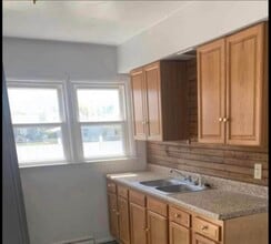 46 Anson St, Unit 4 in New Martinsville, WV - Building Photo - Building Photo