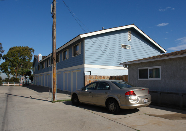 Bayview Manor in Imperial Beach, CA - Building Photo - Building Photo