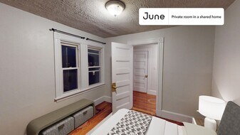 34 Coolidge Rd in Boston, MA - Building Photo