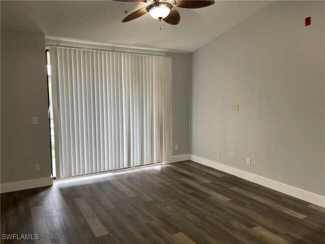 13631 Eagle Ridge Dr in Ft. Myers, FL - Building Photo - Building Photo