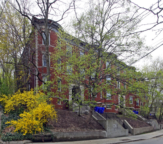 Winthrop Road Apartment Homes in Brookline, MA - Foto de edificio - Building Photo