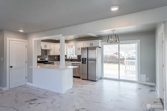 857 Vista Dr in Moses Lake, WA - Building Photo - Building Photo