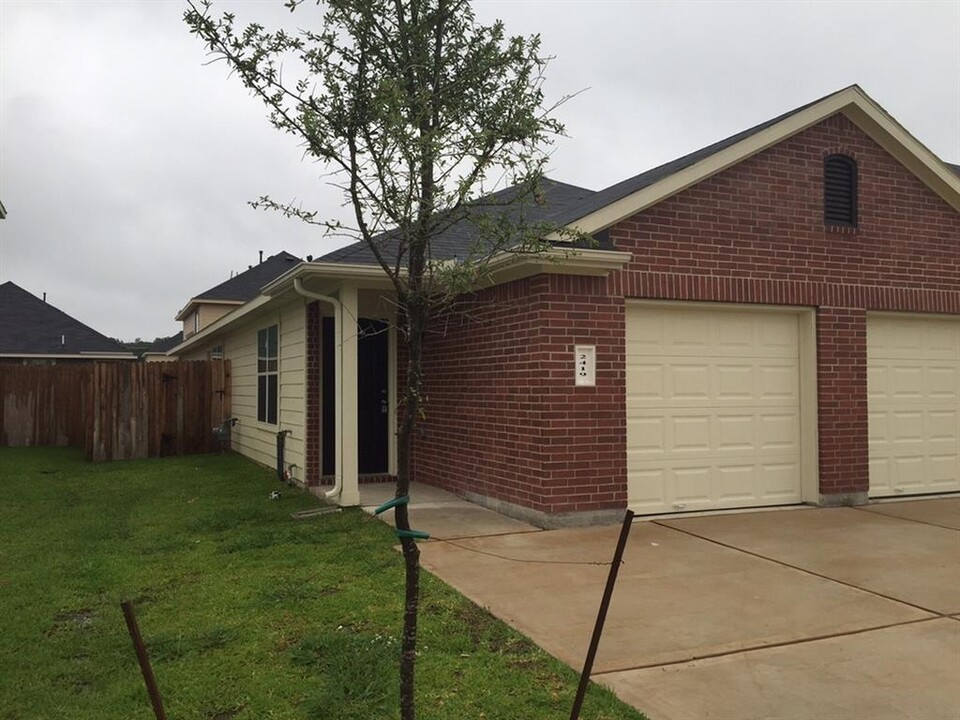 2419 Sailors Way in Houston, TX - Building Photo