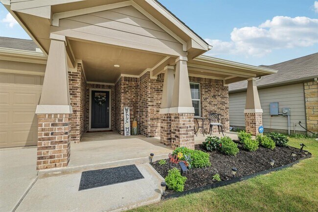 111 Krause Spgs Dr in Hutto, TX - Building Photo - Building Photo