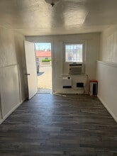 113 W White St in Barstow, CA - Building Photo - Building Photo