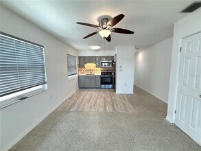 13202 Boca Ciega Ave in Madeira Beach, FL - Building Photo - Building Photo