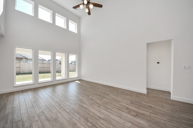 5806 Pink Coral Ln in Manvel, TX - Foto de edificio - Building Photo