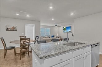 1088 Burlington Pass Dr in Mobile, AL - Building Photo - Building Photo