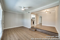 66 Brees Blvd in San Antonio, TX - Building Photo - Building Photo