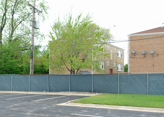 9603 W McLean Ave in Melrose Park, IL - Building Photo - Building Photo