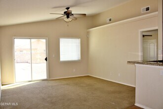 14444 Desert Sage Dr in Horizon City, TX - Building Photo - Building Photo