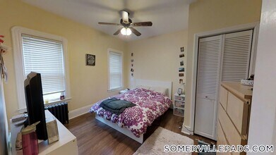 21 Chandler St, Unit 2 in Somerville, MA - Foto de edificio - Building Photo