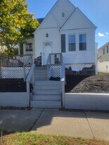 520 E Hudson St in Long Beach, NY - Building Photo