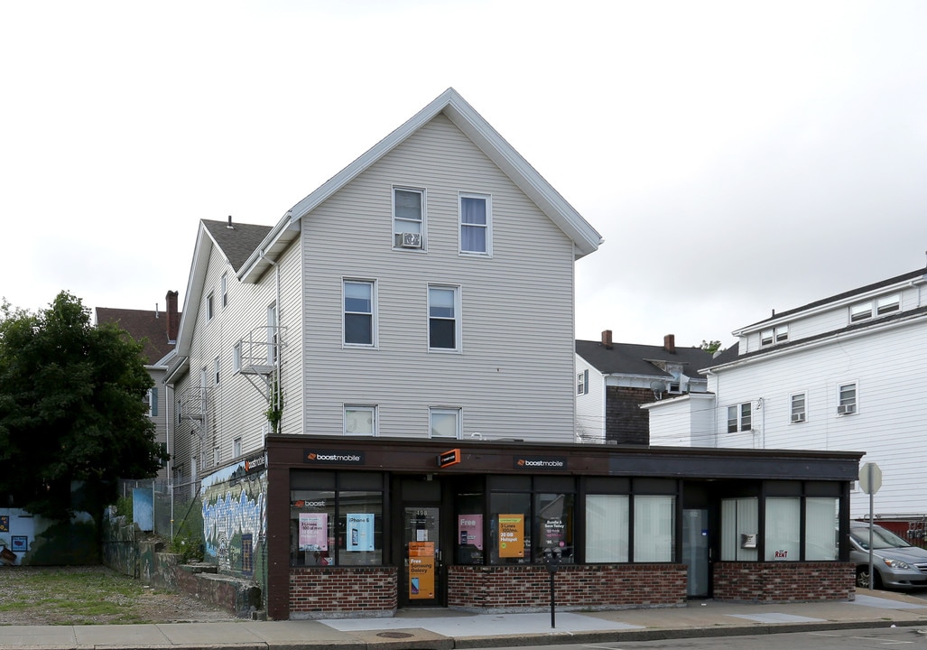 502 S Main St in Fall River, MA - Building Photo
