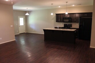 5001 Raintree Cir in Loma Linda, MO - Building Photo - Building Photo