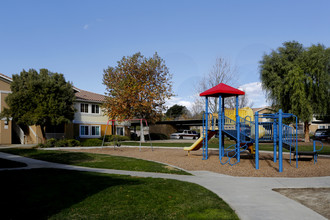 The Peppertree Apartments in Banning, CA - Building Photo - Building Photo