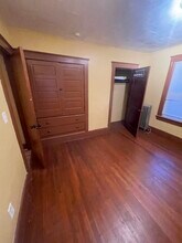 87 Ferry St, Unit 1 in Lawrence, MA - Foto de edificio - Building Photo