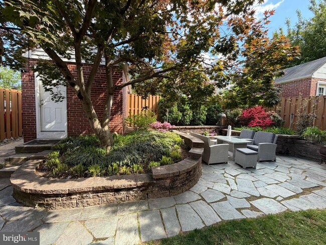 property at 5235 Western Ave NW