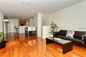 8610 Majestic Elm Ct in Lakewood Ranch, FL - Building Photo - Building Photo