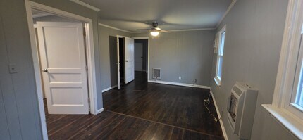 810 E Vine St in Murfreesboro, TN - Building Photo - Building Photo