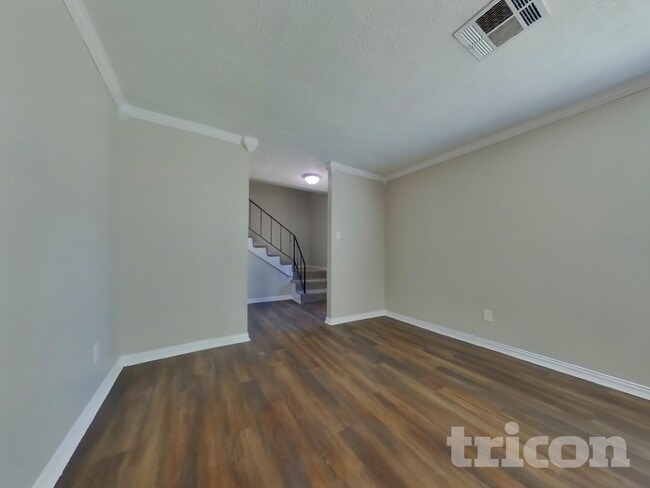 6128 Silver Leaf Dr in League City, TX - Foto de edificio - Building Photo