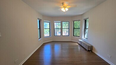 7722 N Marshfield Ave in Chicago, IL - Foto de edificio - Building Photo
