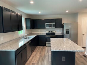 5411 Vergo Rd in Capitol Heights, MD - Building Photo - Building Photo