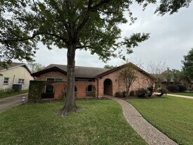 7610 Burning Hills Dr in Houston, TX - Building Photo